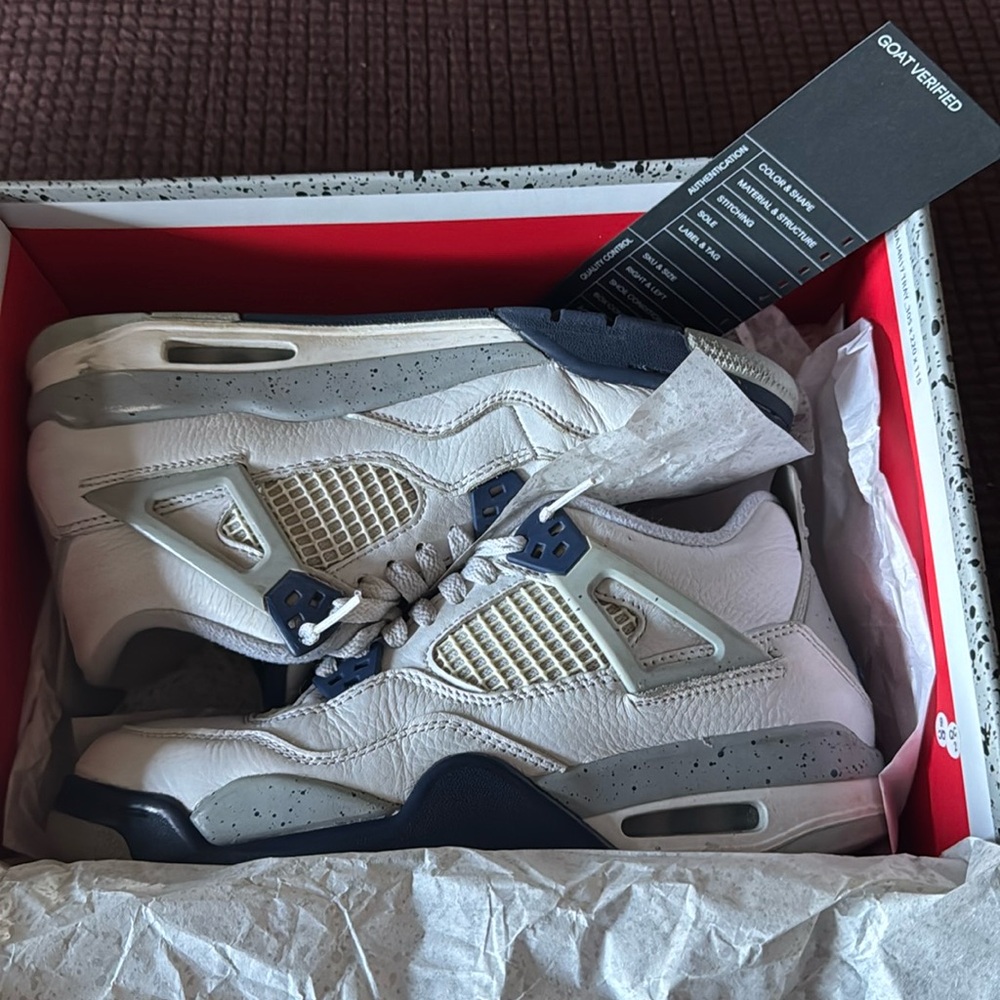 Air Jordan 4 Retro GS Midnight Navy